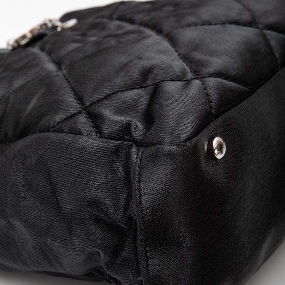 CHANEL PARIS BIARRITZ CLASSIC QUILTED NYLON CANVAS TOTE (2007) - Picture 11 of 13